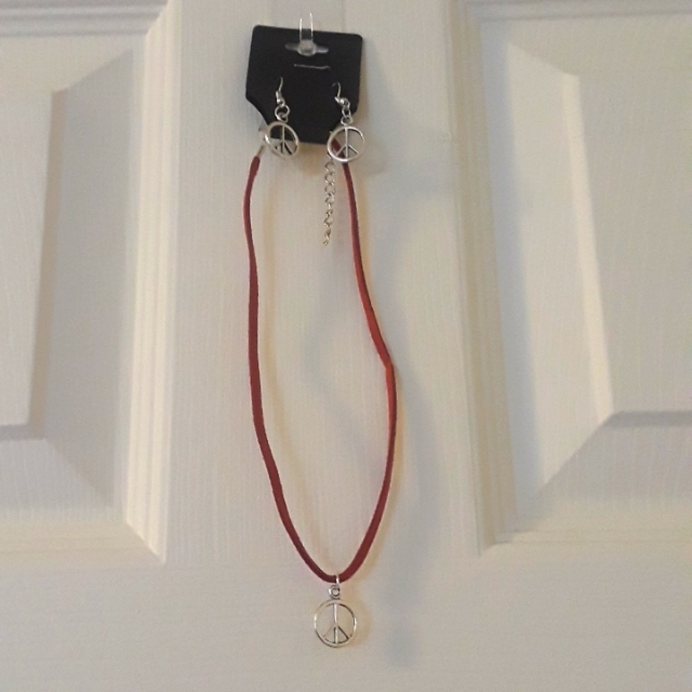 Handmade Peace sign choker and earrings set(red)